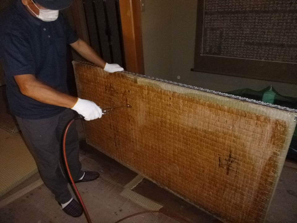 江戸時代前期、寛永に創建されたお寺で、シロアリの駆除工事を行いました！